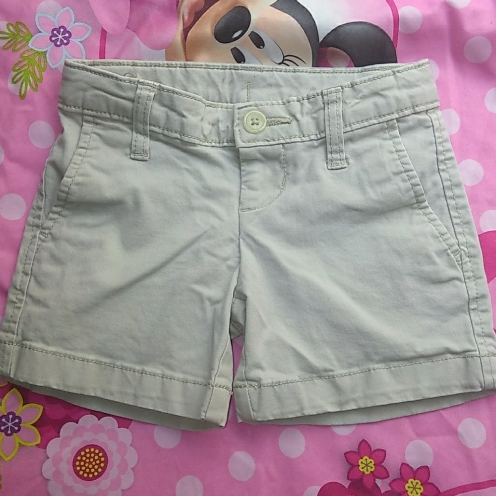 Girls khaki shorts